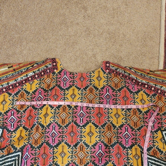 Boho Style Poncho - Picture 5 of 6